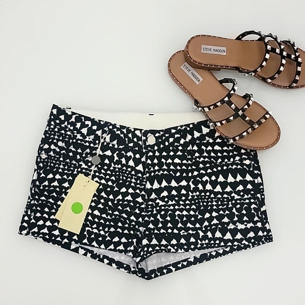 NWT Stella McCartney organic white w/black hearts jean shorts